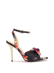 Neveny High Heel in Red Bandana