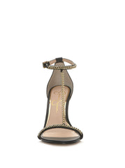 Qiven High Heel in Black