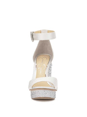 Everyn High Heel in White