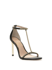 Qiven High Heel in Black